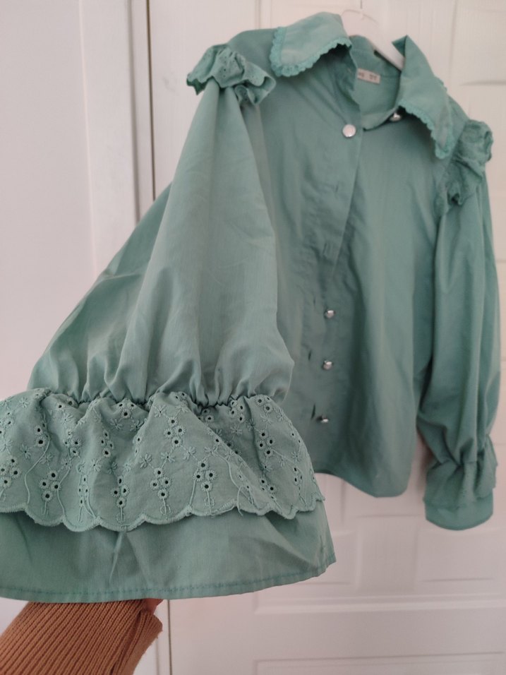 Düğmeli Yeşil Keten Gömlek - Görsel 2