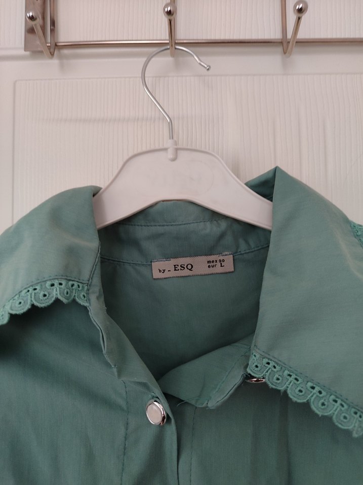 Düğmeli Yeşil Keten Gömlek - Görsel 5