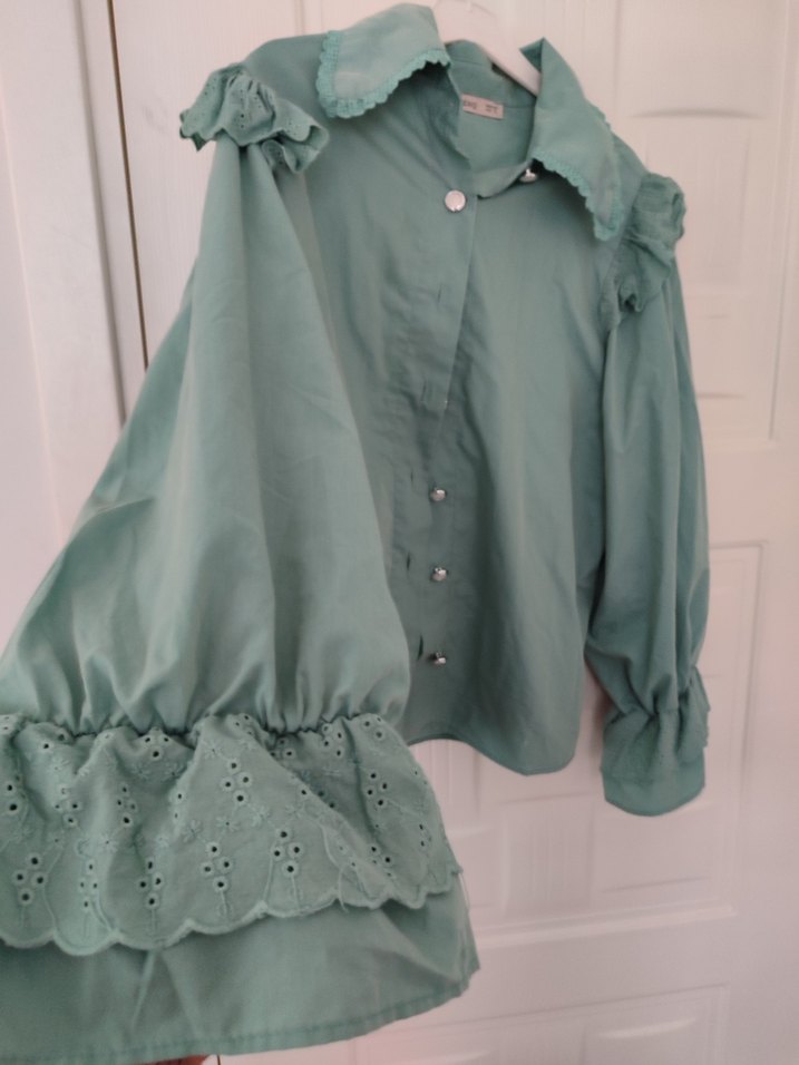 Düğmeli Yeşil Keten Gömlek - Görsel 3