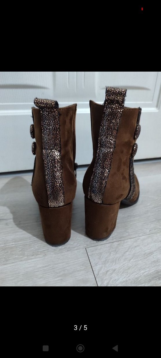hiç kullanilmamis kusursuzKahverengi Süet Kadın BotTopuklu - Görsel 4