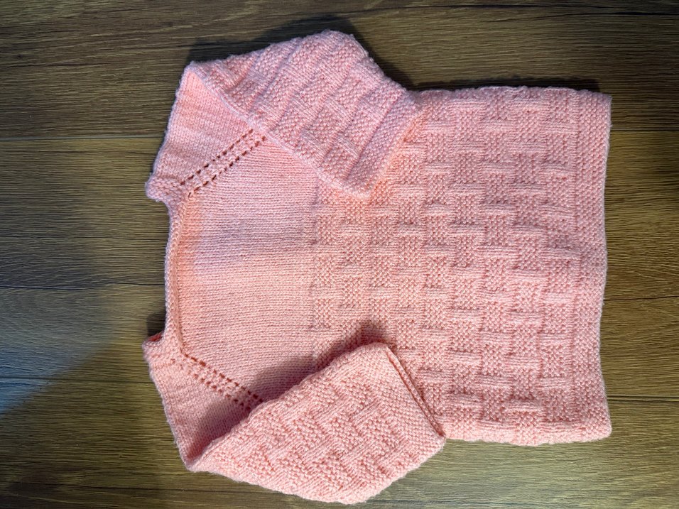 Kız Bebek Pembe Örgü Hırka - Görsel 3