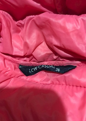 Kadın Pembe Kapüşonlu Kışlık Mont - Görsel 2