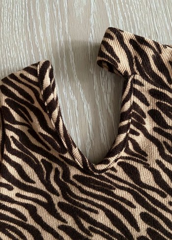 Kahverengi Zebra Desenli, Uzun Kollu Kadın Bluz - Görsel 3