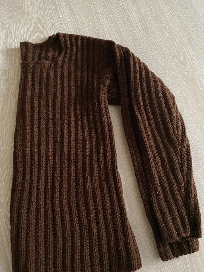 Uzun Kollu Kahverengi Örgü Kazak - Görsel 2