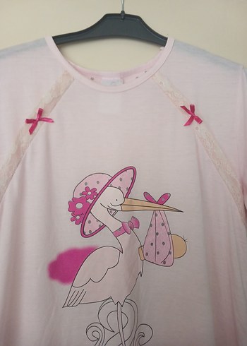 Beyaz Butik Dantel Detaylı Pembe Hamile Tişörtü