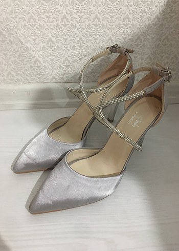 39 Beden Gri Saten Stiletto Topuklu Kadın Ayakkabı