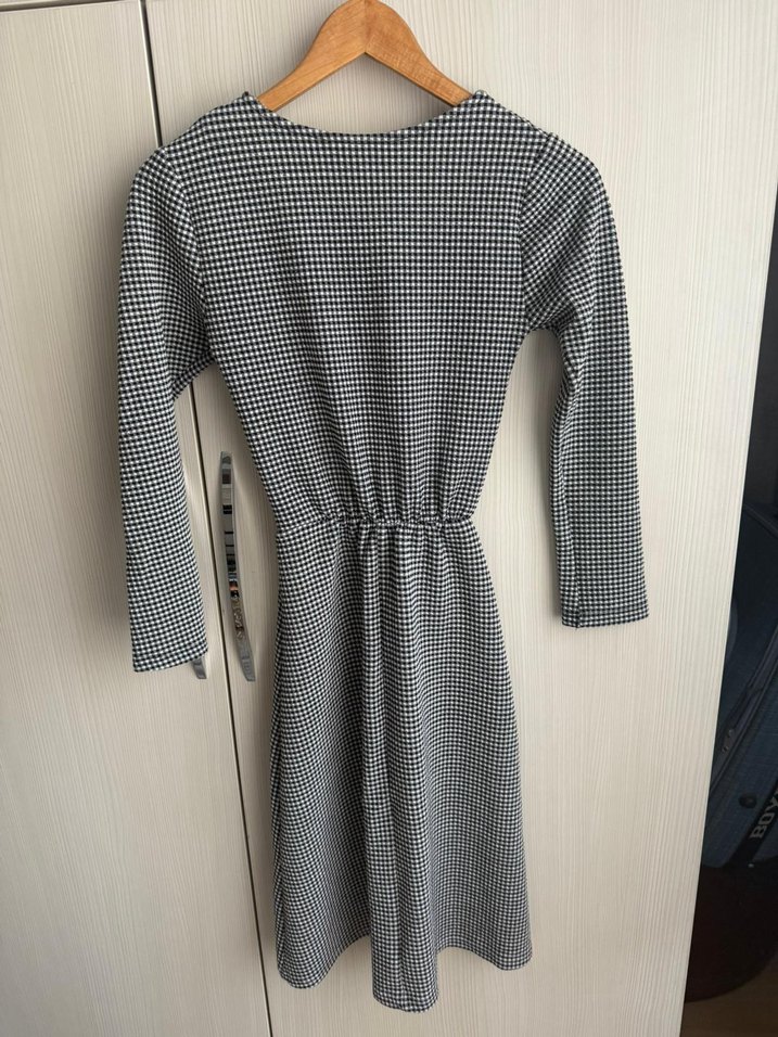 Uzun Kollu Gri Kareli Midi Elbise - Görsel 2