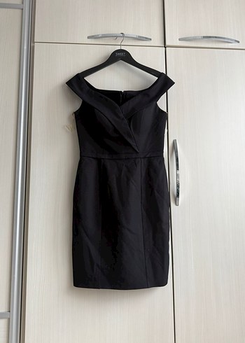 Kemerli Siyah Midi V Yaka Elbise - Görsel 2