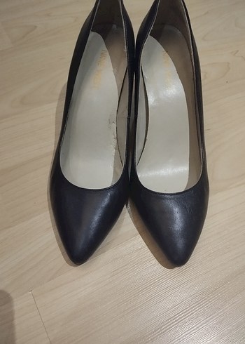 Klasik Siyah Tokalı Stiletto Topuklu Kadın Ayakkabı - Görsel 2