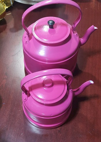 Canlı Pembe Renkli Çaydanlık Seti