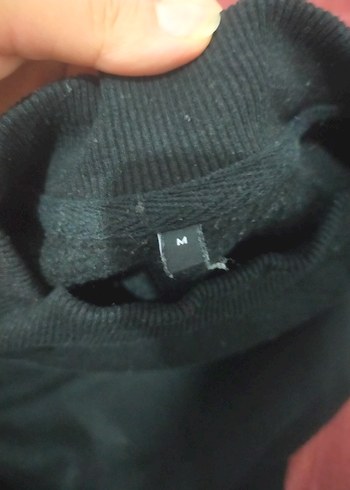Trendyol & Milla Siyah Kadın Sweatshirt, Bisiklet Yaka, Rahat Kesim