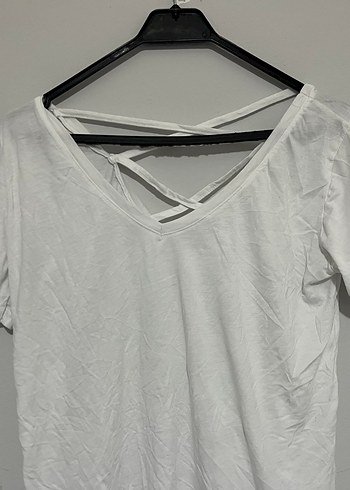 Beyaz V Yaka Askılı Kadın Keten Bluz - Görsel 2