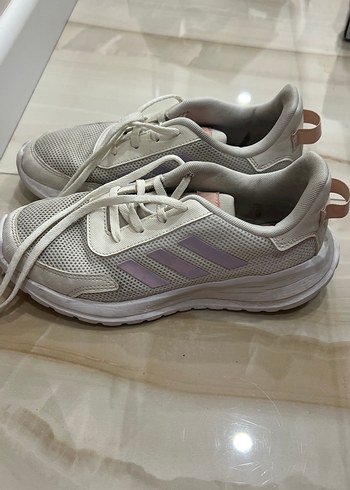 Kadın Beyaz Adidas Spor Ayakkabı - Görsel 2