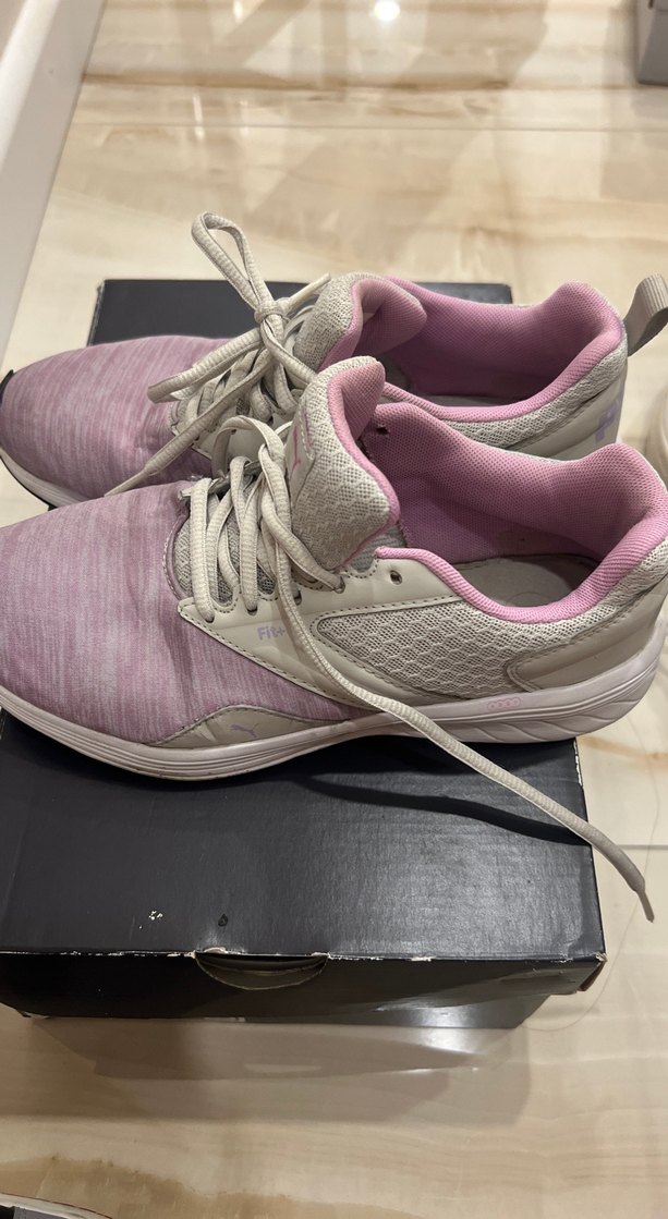 Puma Pembe Gri Bağcıklı Kadın Spor Ayakkabı - Görsel 2