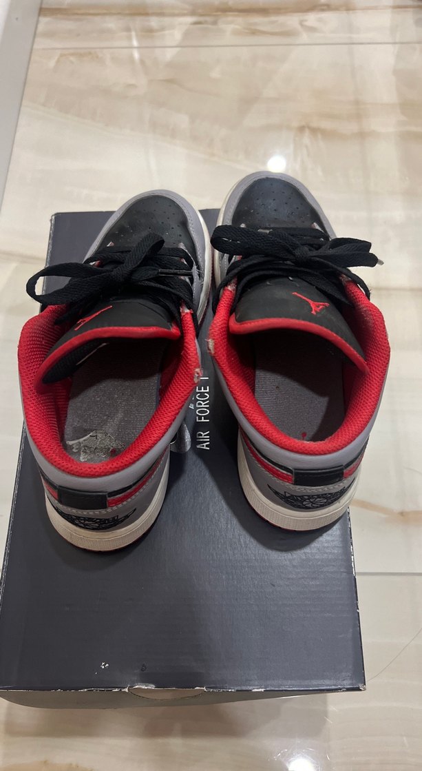 Gri Siyah Basketbol Ayakkabısı Velcro Detaylı - Görsel 3