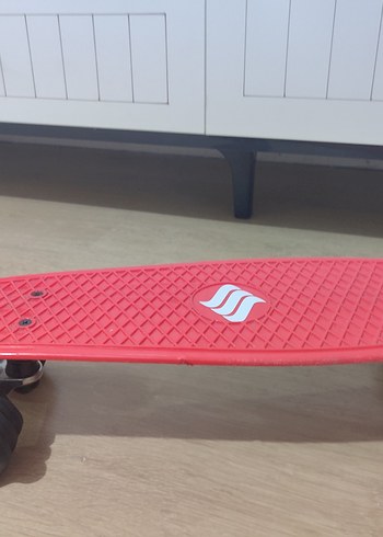 Kırmızı Shark Kaykay - Görsel 2