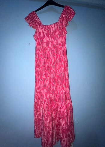 Pembe Piliseli Uzun Bağcıklı Elbise