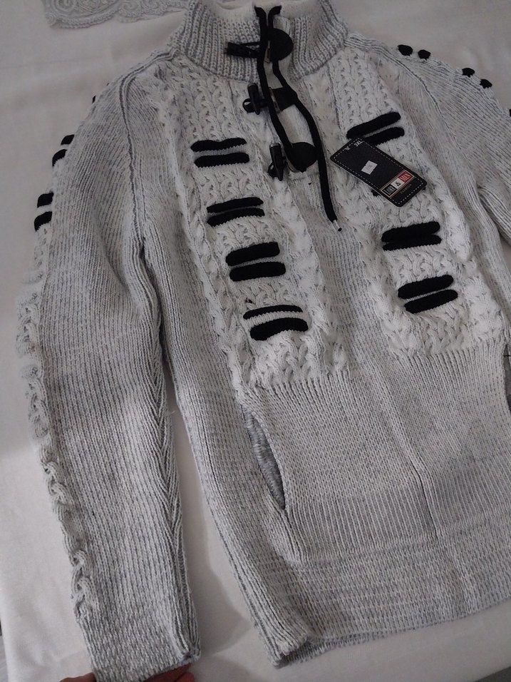 KAZAK SIFIR HİÇ GİYİLMEMİŞ - Görsel 2