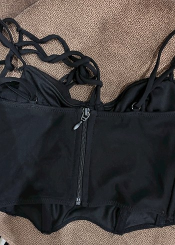 Siyah Gotik Strappy Büstiyer - Görsel 3