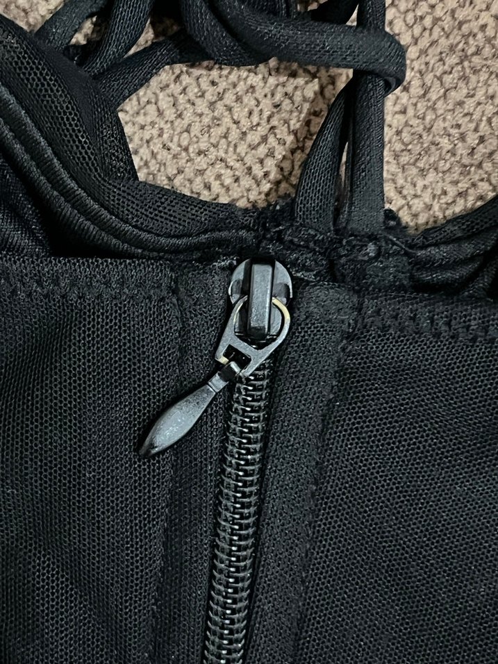 Siyah Gotik Strappy Büstiyer - Görsel 4