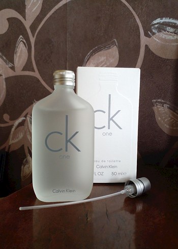 Calvin Klein CK One Parfüm 50 ml