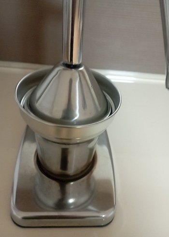 Gri Metal Mandal Tipi Narenciye Sıkacağı - Görsel 2