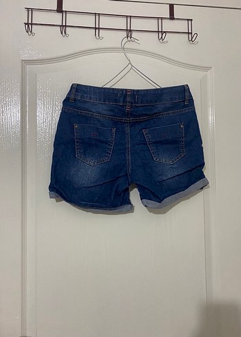 Düğmeli Koyu Mavi Mini Denim Şort - Görsel 2