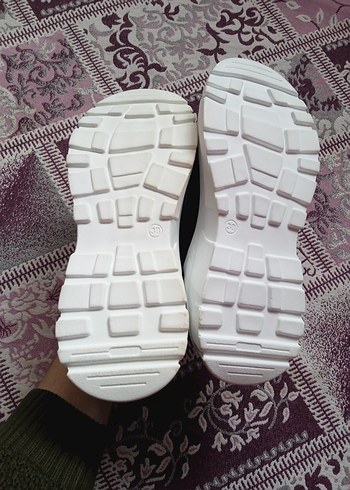 Kadın Siyah Bağcıklı Spor Ayakkabı - Görsel 8