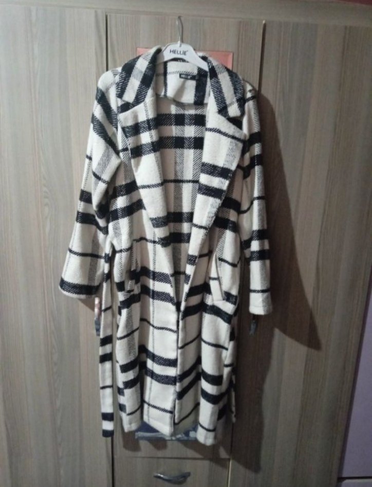 Ekose Desenli Uzun Kadın Kaban - Görsel 2