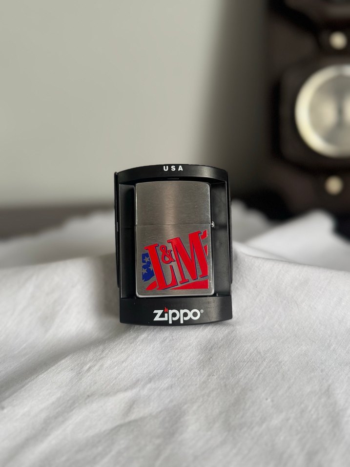 Zippo L&M Sigara Reklam Baskılı 1997 Model Benzinli Çakmak - Görsel 2