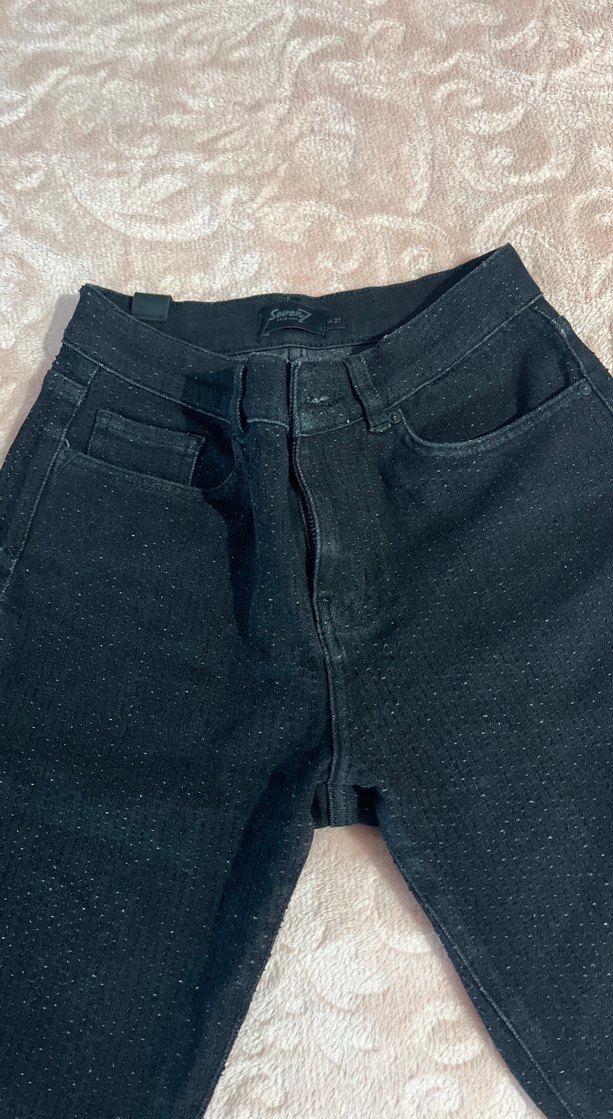 Kadın Siyah Düğmeli Midi Kot Pantolon - Görsel 2