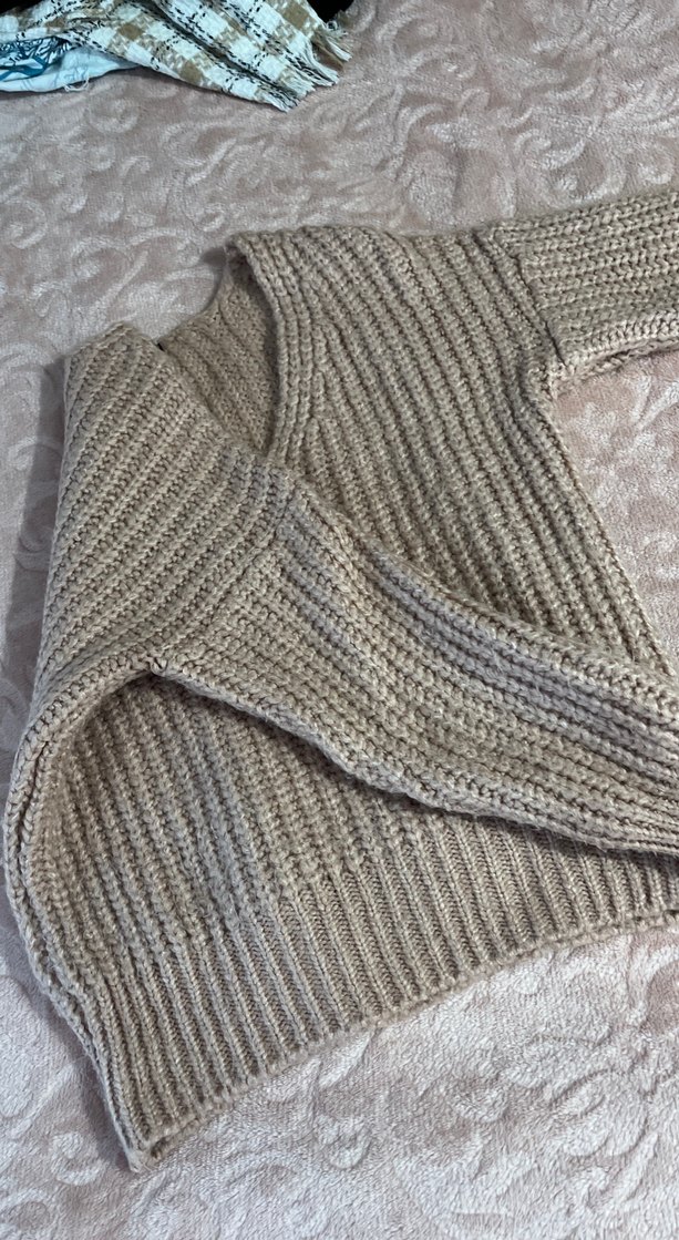 V Yaka Kahverengi Örgü Kadın Kazak - Görsel 4