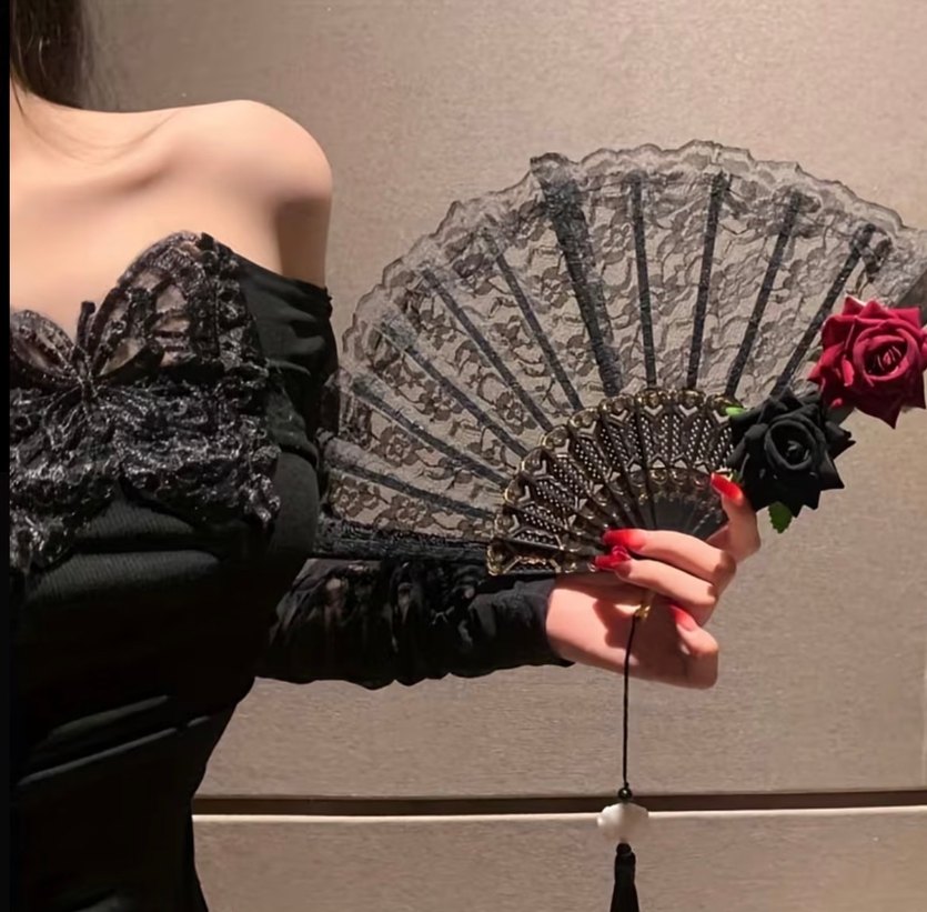Siyah Dantel Çiçek Desenli El Yelpazesi - Görsel 2