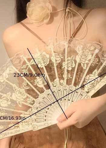 Bej Dantel İşlemeli Katlanabilir Yelpaze - Görsel 2