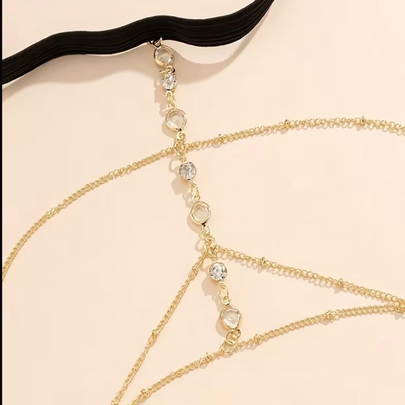 Zincir Detaylı Parlak Altın Renk Vücut Zinciri - Görsel 3