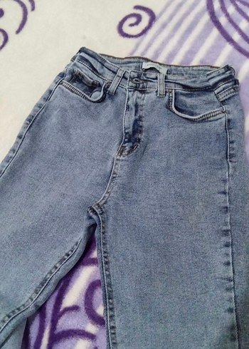 Düğmeli Gri Batik Desenli Kadın Kot Pantolon - Görsel 2