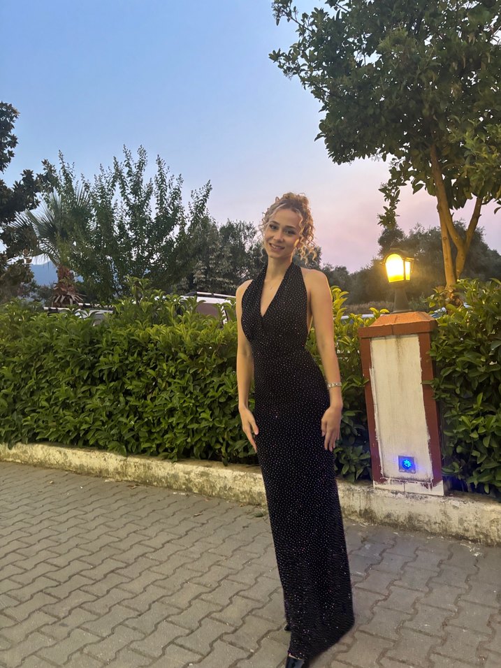 Siyah Taşlı V Yakalı Uzun Elbise - Görsel 2