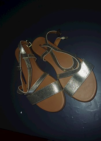 Deichmann Kadın Altın Renkli Dolgu Topuklu Sandalet