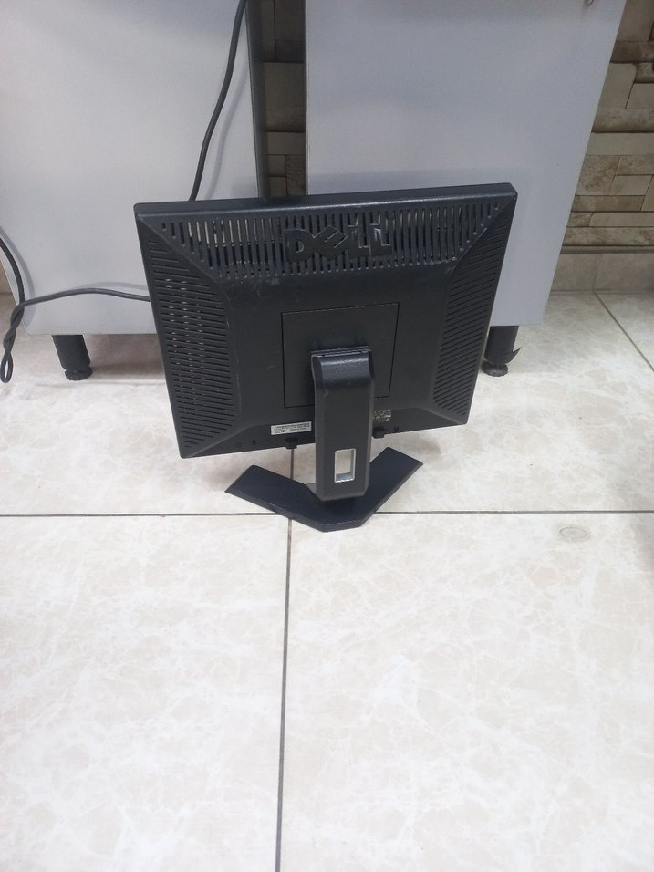 Dell Siyah Monitör - Görsel 2