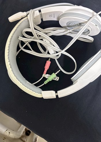 Beyaz Kablolu Kulaklık - Görsel 3