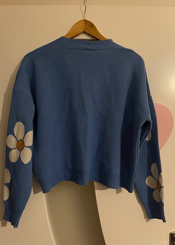 Çiçek Desenli Mavi Düğmeli Kadın Hırka - Görsel 5