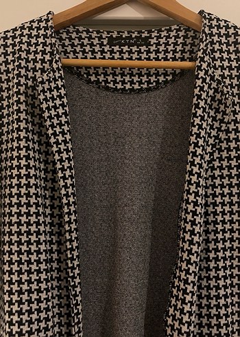 Düğmesiz Uzun Kollu Gri Midi Kadın ceket - Görsel 3