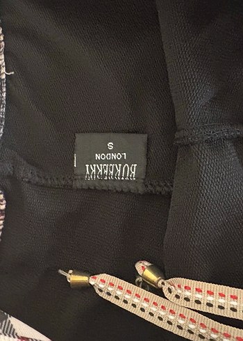 Burberry penye kisa sort s beden - Görsel 2