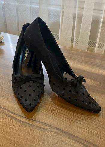 Siyah Puantiyeli Fiyonk Detaylı Stiletto - Görsel 3