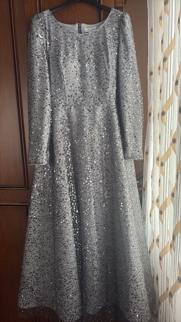 Gri Uzun Kollu Drapeli Abiye Elbise - Görsel 2