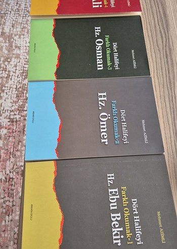 Dört Halifeyi Farklı Okumak