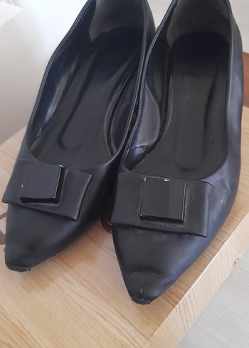 Diğer Klasik Siyah Tokalı Topuklu Kadın Ayakkabı