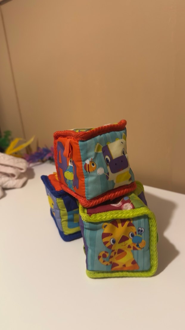 Renkli Eğitici Yumuşak Küpler Oyuncak ( hışırtılı ) - Görsel 2