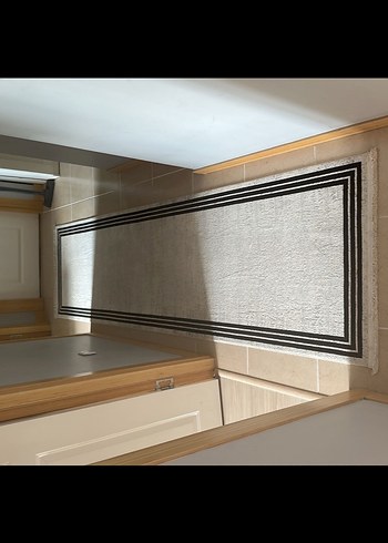 Gri Kenar Detaylı Klasik Halı - Görsel 5