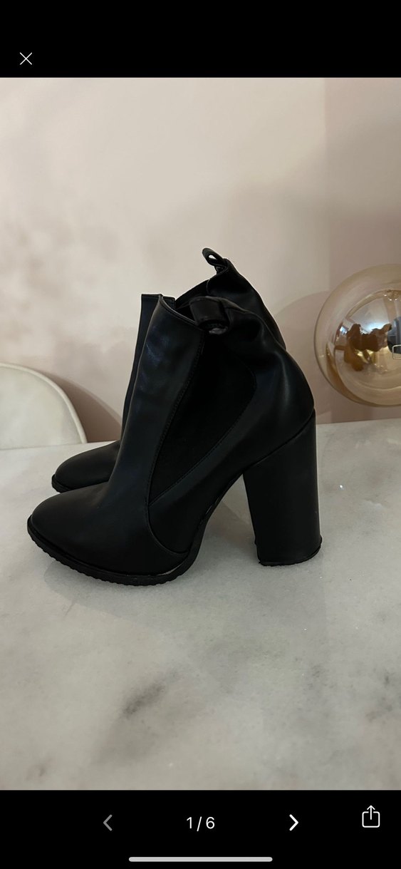 Siyah Deri Tokalı Kadın Topuklu Bot - Görsel 4